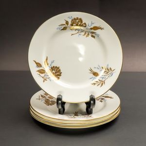 Four Vintage Aynsley Golden Grace 1939 bread plates